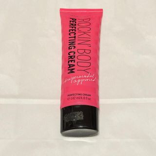 ヴィクトリアズシークレット(Victoria's Secret)のヴィクトリアシークレット　ボディクリーム(ボディクリーム)