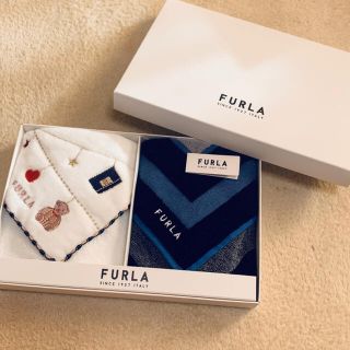 フルラ(Furla)のフルラ　タオルハンカチ(ハンカチ)