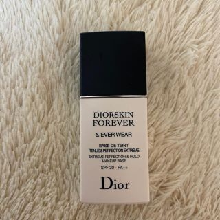 ディオール(Dior)のディオールスキンフォーエヴァー&エヴァーベース(化粧下地)