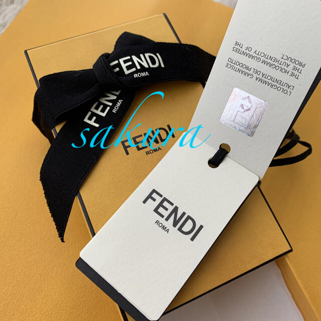 FENDI(フェンディ)のFENDI ラッピー 未使用 レディースのファッション小物(バンダナ/スカーフ)の商品写真
