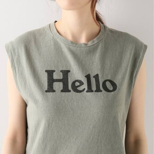 MADISONBLUE(マディソンブルー)の❤新品未使用❤MADISONBLUE／HELLOノースリーブTシャツ レディースのトップス(Tシャツ(半袖/袖なし))の商品写真