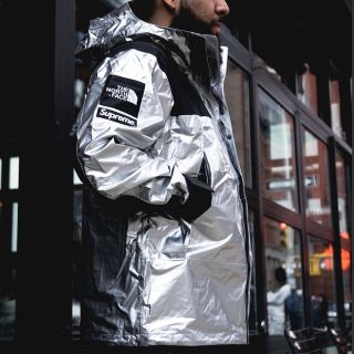 シュプリーム ノースフェイス　マウンテンパーカー North Face カーキ