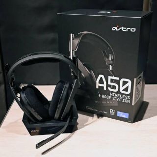 プレイステーション4(PlayStation4)のASTRO A50 Wireless + Base Station(ヘッドフォン/イヤフォン)