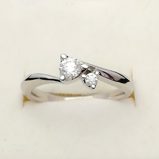 Pt900✨Wダイヤ✨0.18ct✨リング✨ダイヤ綺麗め♪キラキラ感も◎