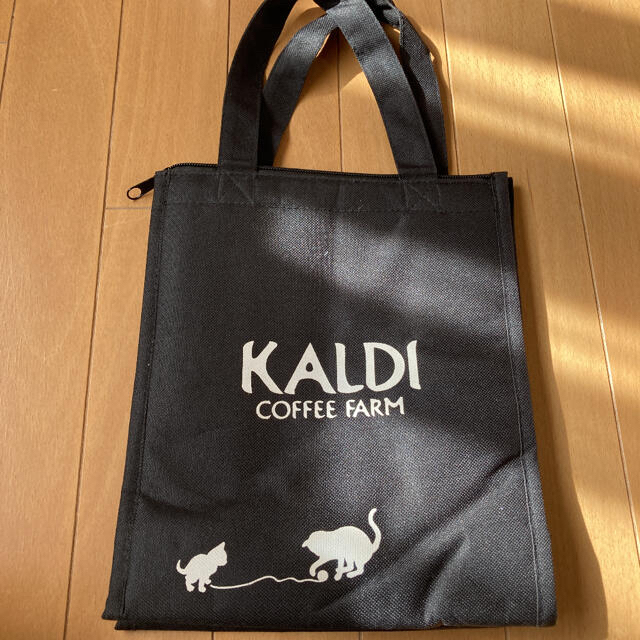 KALDI(カルディ)のカルディ　ねこの保冷バック　未使用　完売品 インテリア/住まい/日用品のキッチン/食器(弁当用品)の商品写真