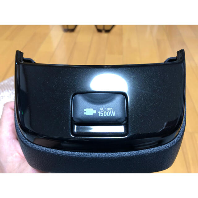 純正 センターコンソールリヤエンドパネル 100V付 50プリウス PHV
