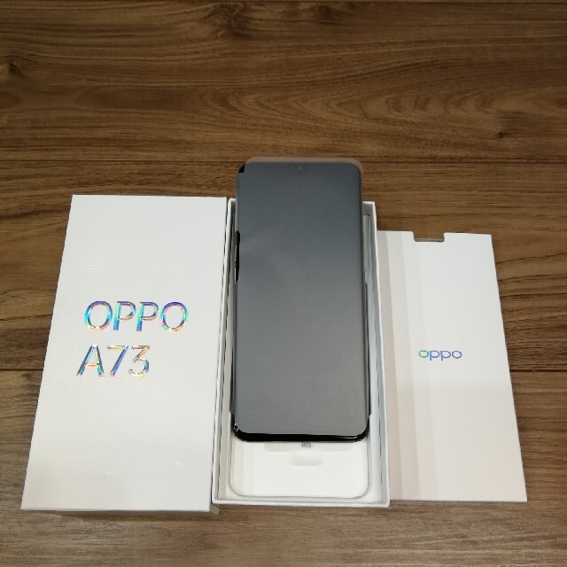 OPPO　A73