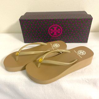 トリーバーチ(Tory Burch)の【☆希少☆】新品未使用【トリーバーチ】ビーチサンダル(ベージュ)(ビーチサンダル)