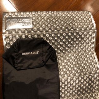 サーマレスト(THERMAREST)のTHERMAREST Zライト ソル 3個セットレギュラー専用ケースサーマレスト(寝袋/寝具)