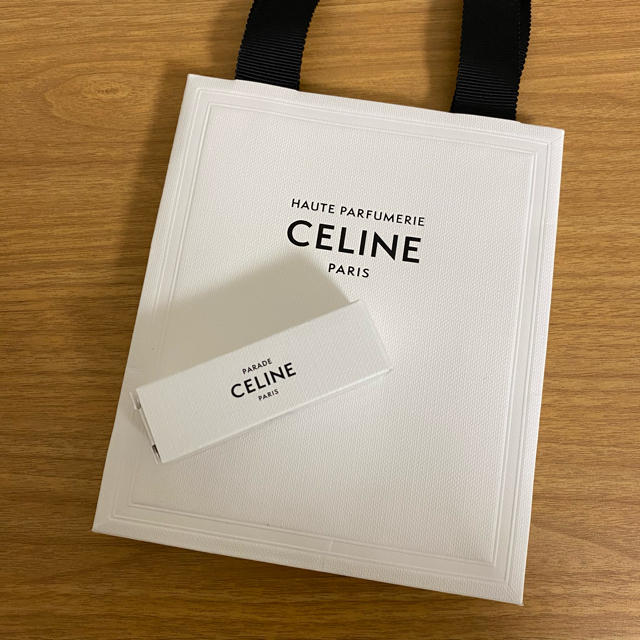 celine(セリーヌ)のCELINE PARADE セリーヌ パラード オードゥパルファン 2ml コスメ/美容の香水(ユニセックス)の商品写真