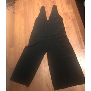 ザラ(ZARA)の最終お値下げいたしました。ZARAガウチョオーバオール(サロペット/オーバーオール)