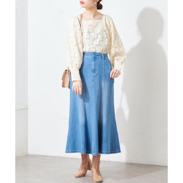 natural couture(ナチュラルクチュール)のマーメイドフレアデニムスカート レディースのスカート(ロングスカート)の商品写真