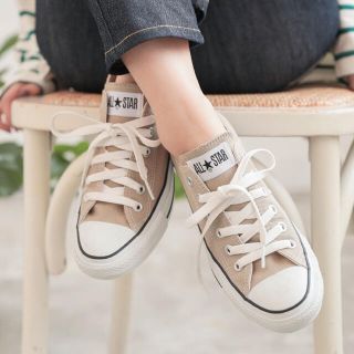 コンバース(CONVERSE)のCONVERSE ベージュ スニーカー(スニーカー)