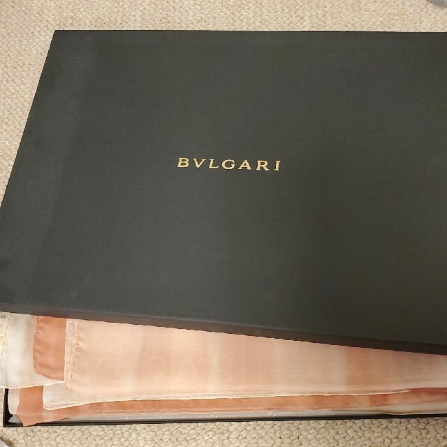 新品未使用⭐シルクカシミア【BVLGARI】ピンクショール