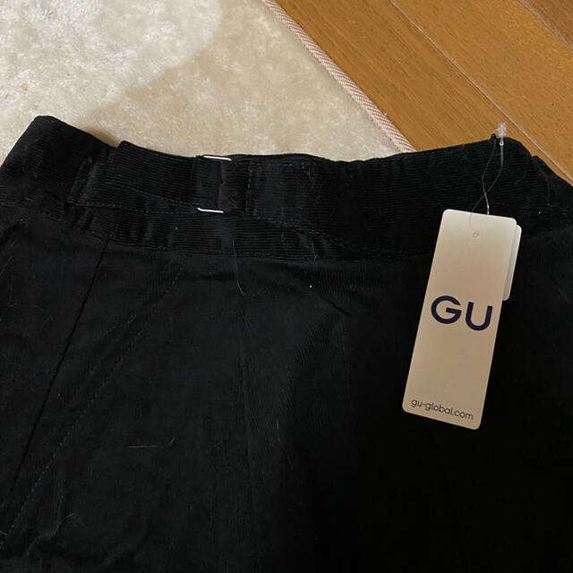 GU(ジーユー)のロングスカート新品未使用値下げ レディースのスカート(ロングスカート)の商品写真