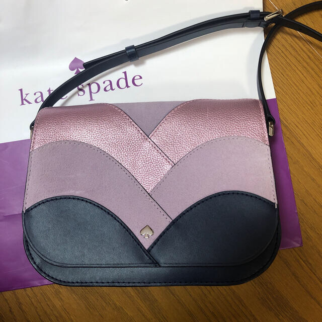 kate spade new york(ケイトスペードニューヨーク)のなめこ様専用 ケイトスペード ショルダーバッグ レディースのバッグ(ショルダーバッグ)の商品写真