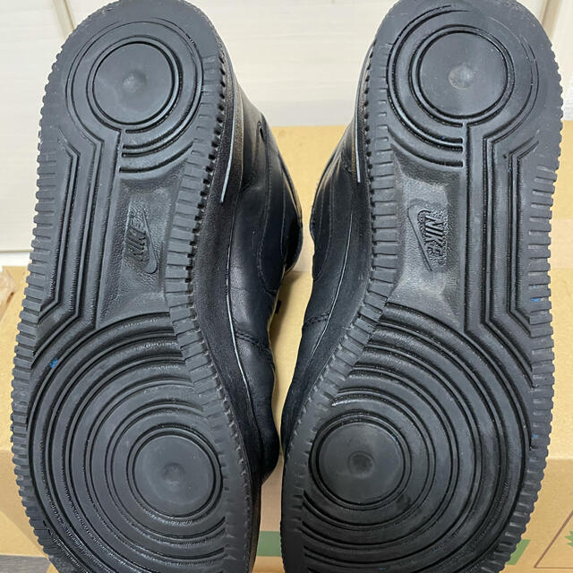 NIKE(ナイキ)のエアフォース1 ハイカット　黒　28.5 メンズの靴/シューズ(スニーカー)の商品写真