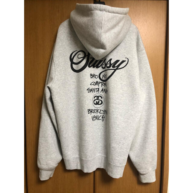 STUSSY(ステューシー)のstussyジップパーカー　グレー メンズのトップス(パーカー)の商品写真