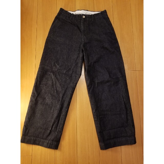 1LDK SELECT(ワンエルディーケーセレクト)のUNIVERSAL PRODUCTS. NO TUCK WIDE DENIM メンズのパンツ(デニム/ジーンズ)の商品写真