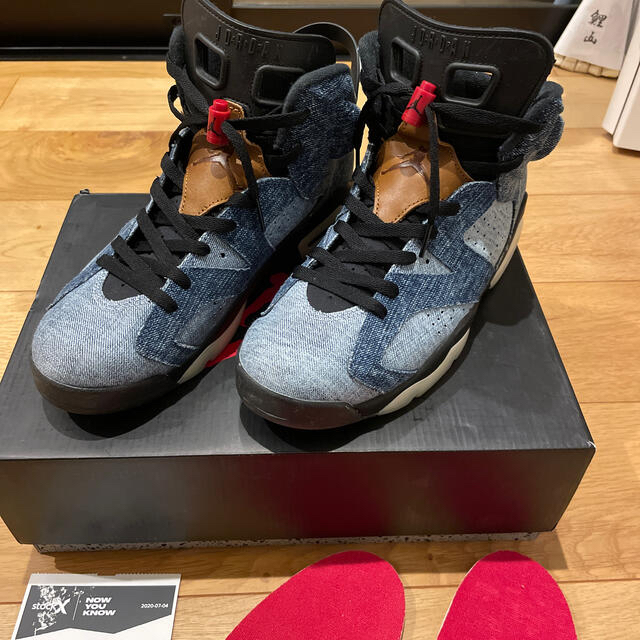 NIKE(ナイキ)の限定値下NIKE AIR JORDAN6 WASHED DENIM 27.5cm メンズの靴/シューズ(スニーカー)の商品写真