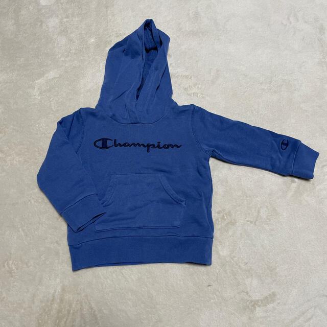 Champion(チャンピオン)のchampion トレーナー　キッズ　 キッズ/ベビー/マタニティのキッズ服男の子用(90cm~)(Tシャツ/カットソー)の商品写真