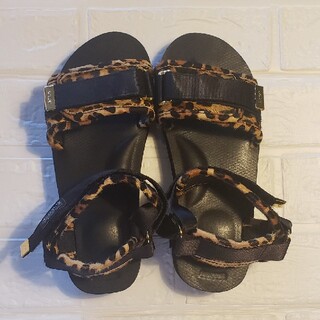 スイコック(suicoke)のsuicoke   LEOPARD柄サンダル(サンダル)