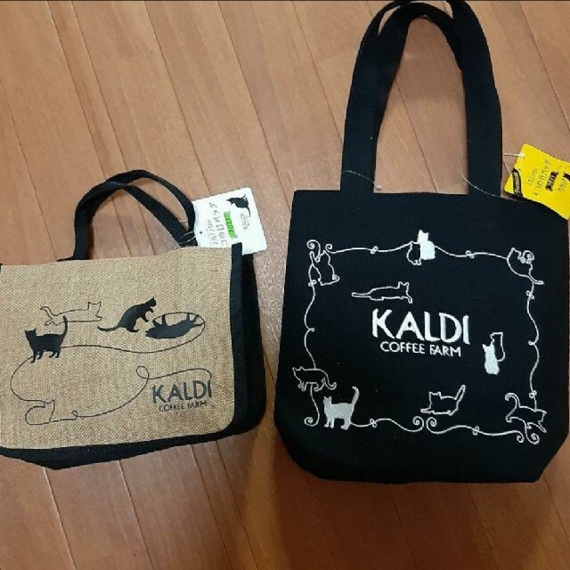 KALDI(カルディ)の【新品 未使用】ネコの日バッグ2種フルコンプ レディースのバッグ(トートバッグ)の商品写真