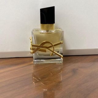 サンローラン(Saint Laurent)のイヴサンローラン リブレ EDP SP 30ml(香水(女性用))