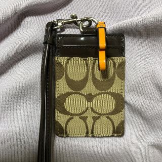 コーチ(COACH)のコーチ　カードフォルダ(名刺入れ/定期入れ)