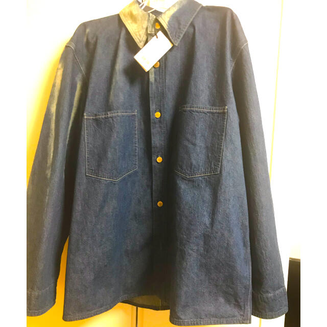 auralee SUNFADE BLEACH LIGHTDENIMシャツブルゾン レディースのジャケット/アウター(Gジャン/デニムジャケット)の商品写真