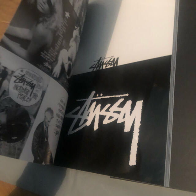 stussy 35周年　Book 一冊