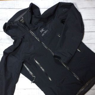 アークテリクス(ARC'TERYX)の[極美品]ARC’TERYX ゴアテックス ベータSL ハイブリッド XS(マウンテンパーカー)