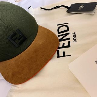 フェンディ(FENDI)のFENDI キャンプ　グリーン(キャップ)