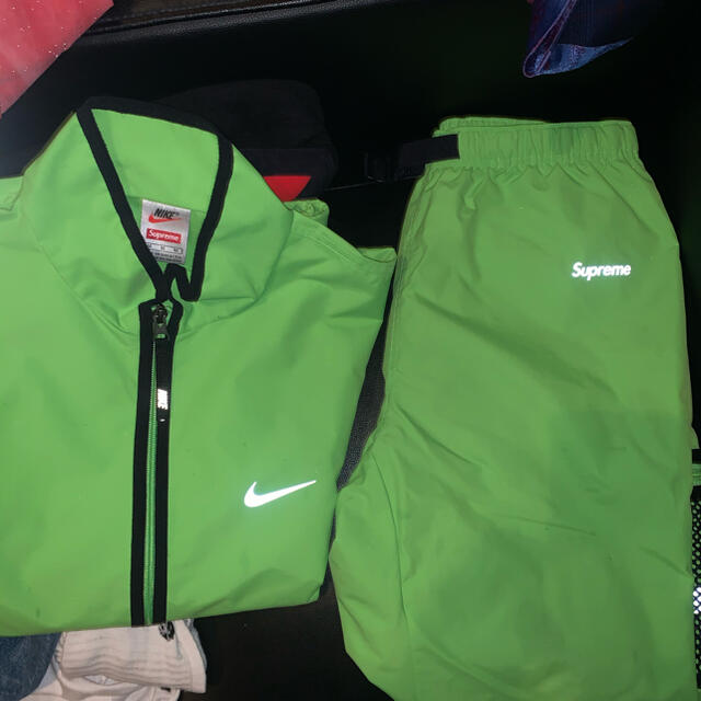 Supreme - supreme Nike running jacket Greenの通販 by XLARGE｜シュプリームならラクマ 格安超激得