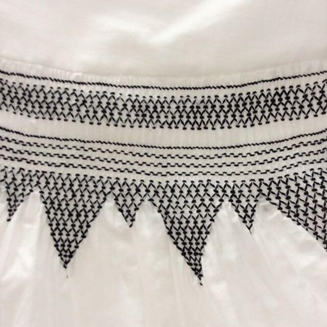 arts&scienceスモッキング刺繍ブラウス-