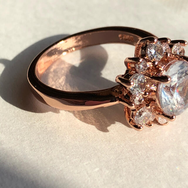 指輪　フラワー　花　リング　ピンクゴールド　16号　高品質　ジルコニア レディースのアクセサリー(リング(指輪))の商品写真