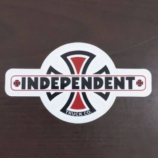 インディペンデント(INDEPENDENT)の(縦６cm横10.7cm) INDEPENDENT ステッカー(スケートボード)