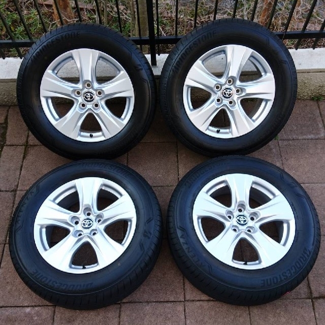 美品✨RAV4 17インチ タイヤ4本セット | www.jarussi.com.br