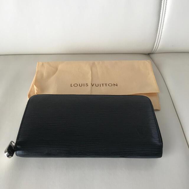 LOUIS VUITTON ルイヴィトン エピ  ブラック