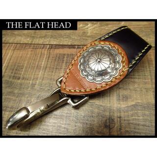 フラットヘッド(THE FLAT HEAD)の極美品 フラットヘッド 手縫い コードバン カスタム コンチョ キーホルダー(キーホルダー)