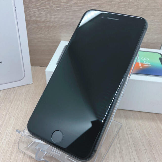 【早い者勝ち‼️】【B】iPhone 8 64 gb 本体　Black 【最新】