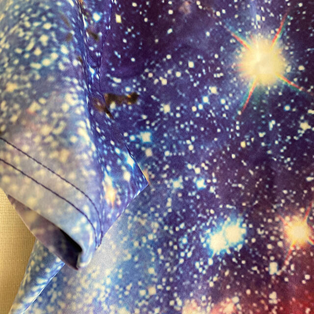 速乾Ｔシャツ　宇宙　コスモ レディースのトップス(Tシャツ(半袖/袖なし))の商品写真