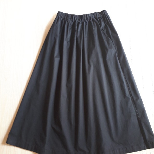 MUJI (無印良品)(ムジルシリョウヒン)の無印　黒スカート🌿 レディースのスカート(ロングスカート)の商品写真