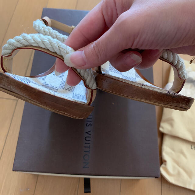 LOUIS VUITTON(ルイヴィトン)のルイヴィトン　VUITTON アズール　サンダル♡美品✨正規品♡ レディースの靴/シューズ(サンダル)の商品写真