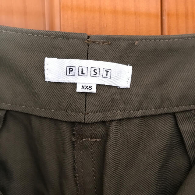 PLST(プラステ)のプラステ　 ナイロンチノワイドベイカーパンツ レディースのパンツ(カジュアルパンツ)の商品写真