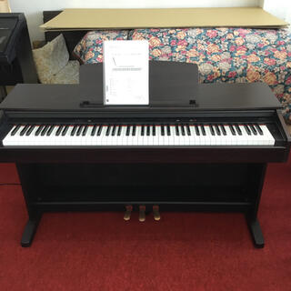 ヤマハ(ヤマハ)のヤマハ電子ピアノYDP-201 古いですがGH鍵盤でピアノ練習用に充分良いですよ(電子ピアノ)
