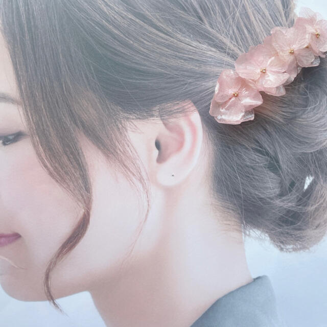 紫陽花のバレッタ　ピンク　大 ハンドメイドのアクセサリー(ヘアアクセサリー)の商品写真