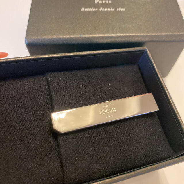 BERLUTI - 新品 ベルルッティ ネクタイピンの通販 by こやばし's BERLUTI - 新品 ベルルッティ ネクタイピンの通販 by こやばし's