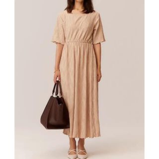 トゥデイフル(TODAYFUL)のrandeboo natural square dress ワンピース ベージュ(ロングワンピース/マキシワンピース)