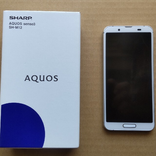 SHARP(シャープ)のシムフリースマホ AQUOS sense3 SH-M12  スマホ/家電/カメラのスマートフォン/携帯電話(スマートフォン本体)の商品写真